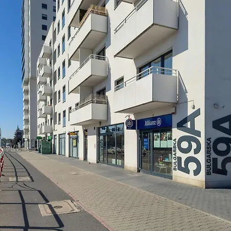 Bright Bulgarska With Parking Near Enea Stadium By Renters Appartement *