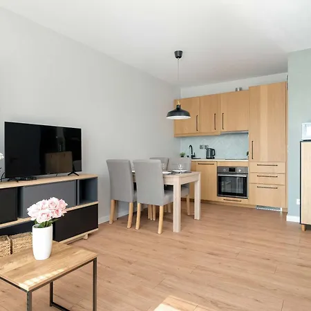 Bright Bulgarska With Parking Near Enea Stadium By Renters *